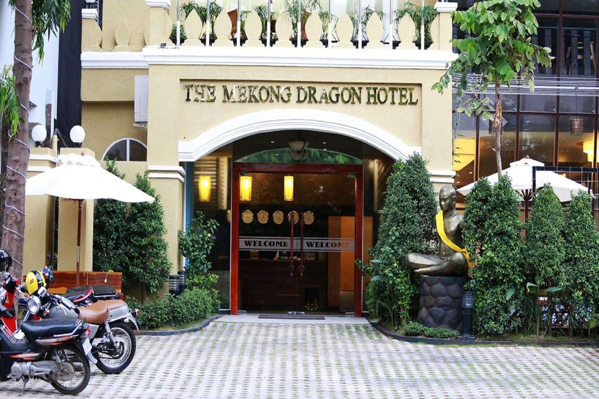 Eman Bkk Hotel Phnom Penh Exterior photo